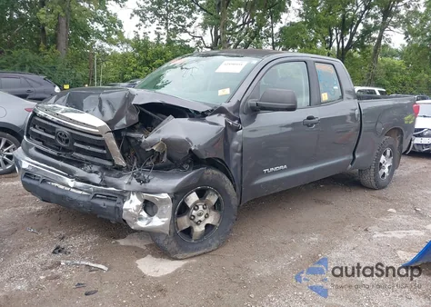 2013 Toyota Tundra Grade 4.6L V8 z USA, uszkodzony, nr VIN 5TFUM5F19DX041405